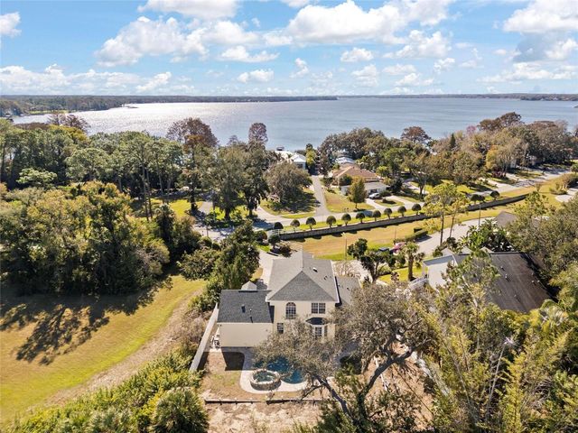 1997 LEXINGTON PLACE, Tarpon Springs, FL 34688