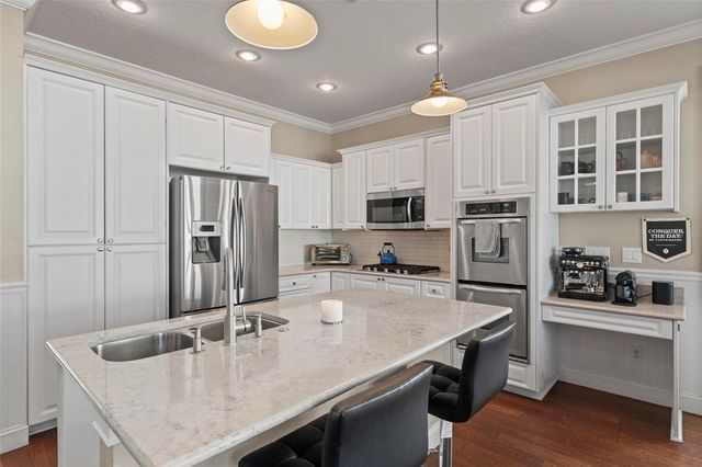 1997 LEXINGTON PLACE, Tarpon Springs, FL 34688