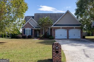 125 Peregrine Drive, Byron, GA 31008