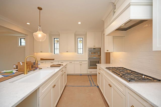 7411 Elm Street, Columbia Twp, OH 45227