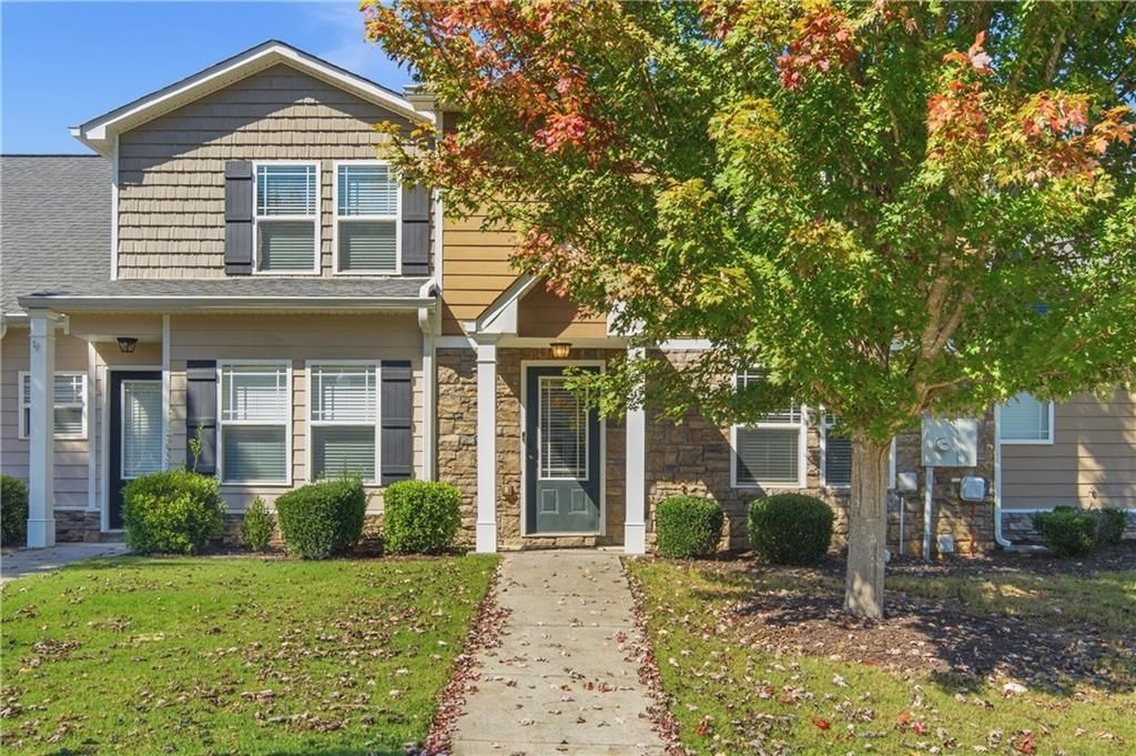 6165 Garden Circle, Douglasville, GA 30135