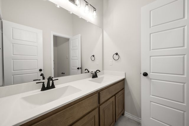 7712 Gatevine Avenue, Joshua, TX 76058