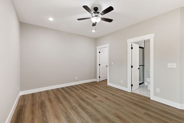 1116 Baker Ln, Lawrenceburg, TN 38464