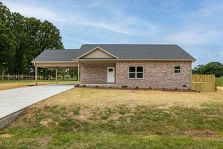 1116 Baker Ln, Lawrenceburg, TN 38464