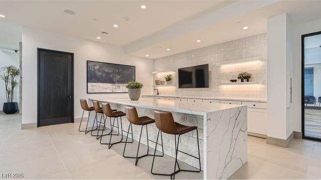 12612 Heritage Heights Drive, Las Vegas, NV 89138