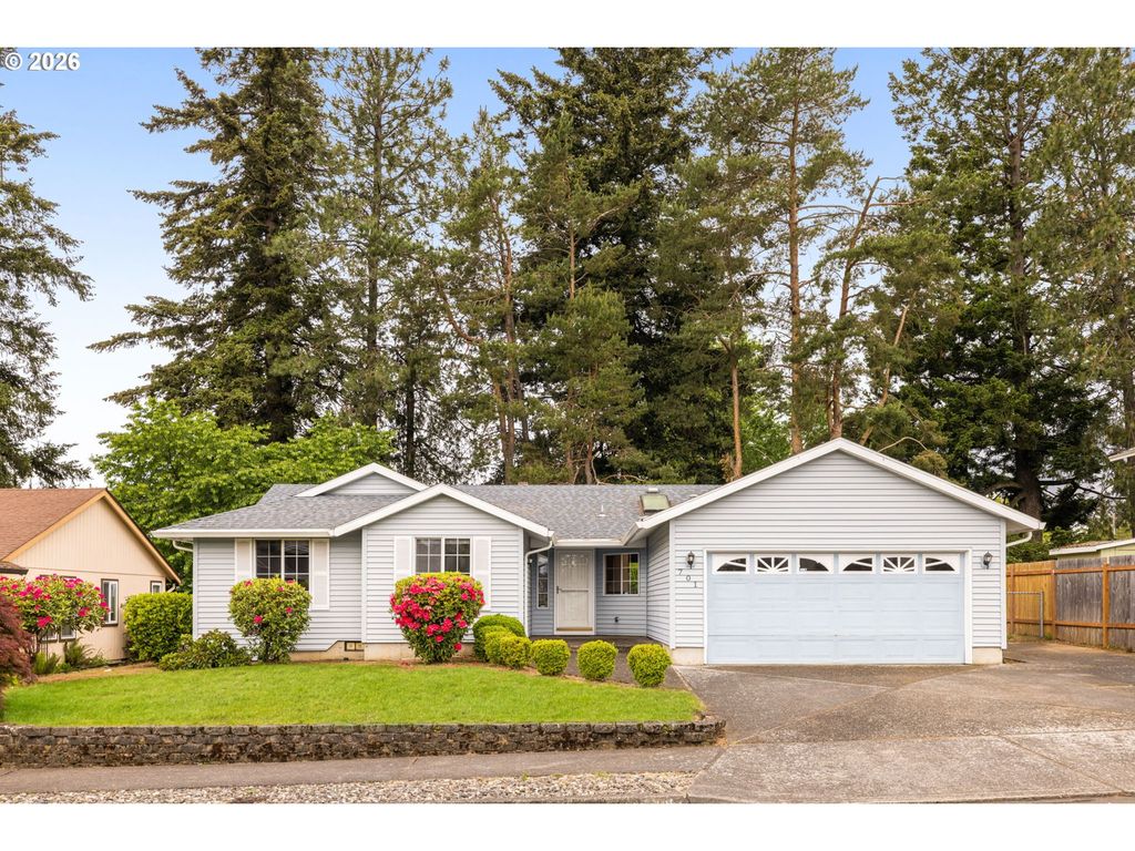 701 Sw LINNEMAN Ct, Gresham, OR 97030