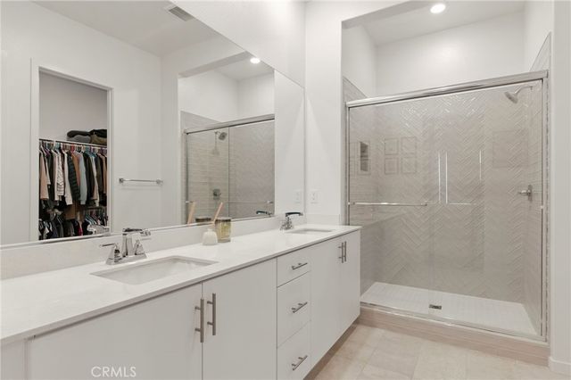 27475 Mercantile Court, Valencia, CA 91381