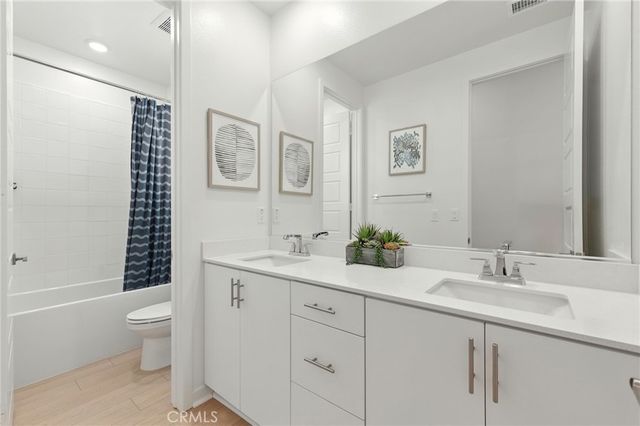 27475 Mercantile Court, Valencia, CA 91381