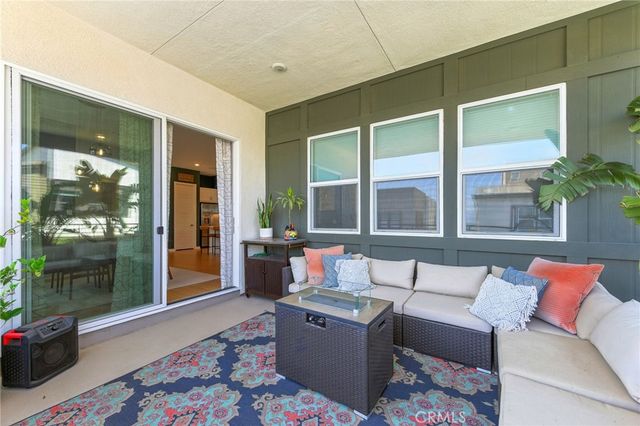 27475 Mercantile Court, Valencia, CA 91381