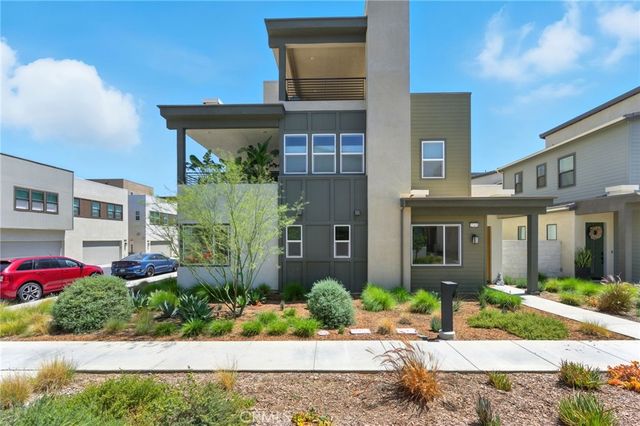 27475 Mercantile Court, Valencia, CA 91381