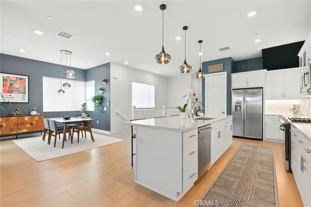 27475 Mercantile Court, Valencia, CA 91381