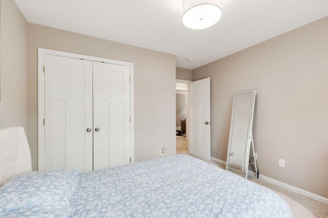 1284 Meadow Lane S, Shakopee, MN 55379