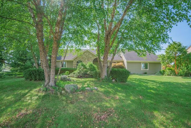 1335 N Silo Ridge Drive, Ann Arbor, MI 48108