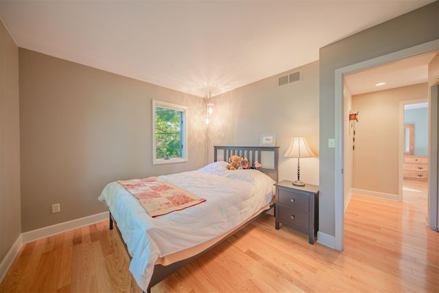 1335 N Silo Ridge Drive, Ann Arbor, MI 48108