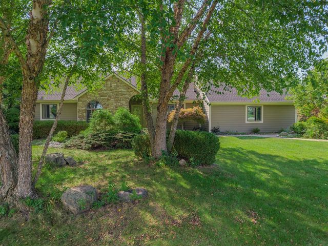 1335 N Silo Ridge Drive, Ann Arbor, MI 48108