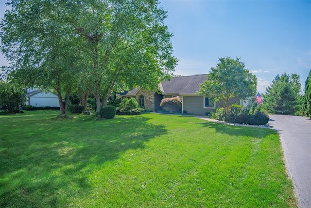 1335 N Silo Ridge Drive, Ann Arbor, MI 48108