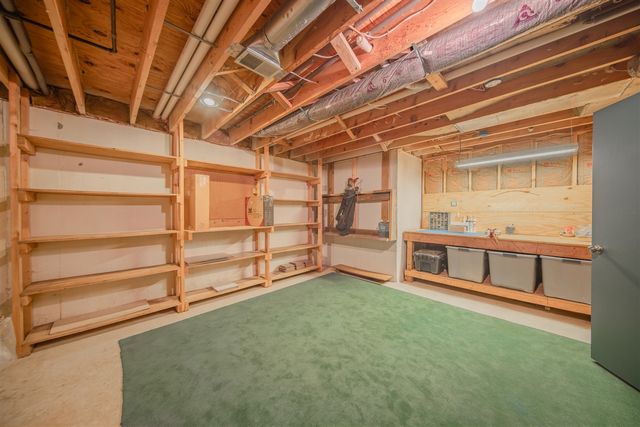 1335 N Silo Ridge Drive, Ann Arbor, MI 48108