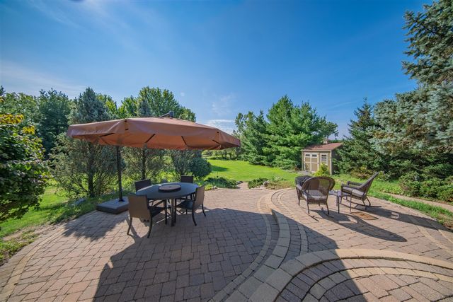 1335 N Silo Ridge Drive, Ann Arbor, MI 48108