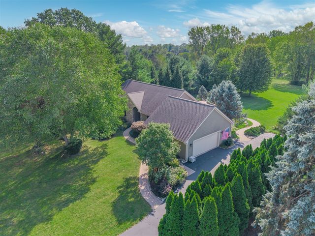 1335 N Silo Ridge Drive, Ann Arbor, MI 48108