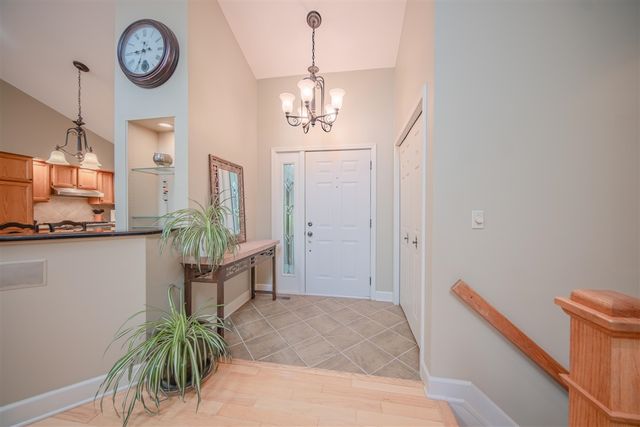1335 N Silo Ridge Drive, Ann Arbor, MI 48108