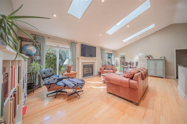 1335 N Silo Ridge Drive, Ann Arbor, MI 48108