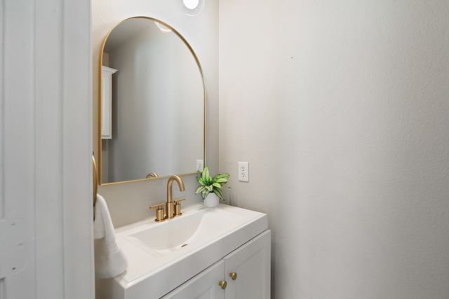 7639 Bridge Water Circle, Frisco, TX 75034