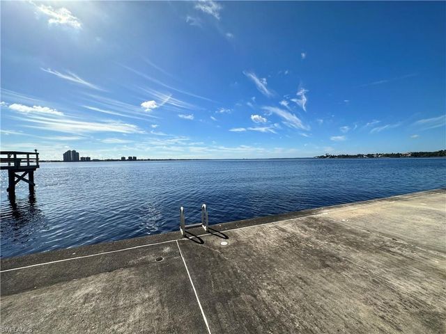 3392 N Key DR # 7, North Fort Myers, FL 33903