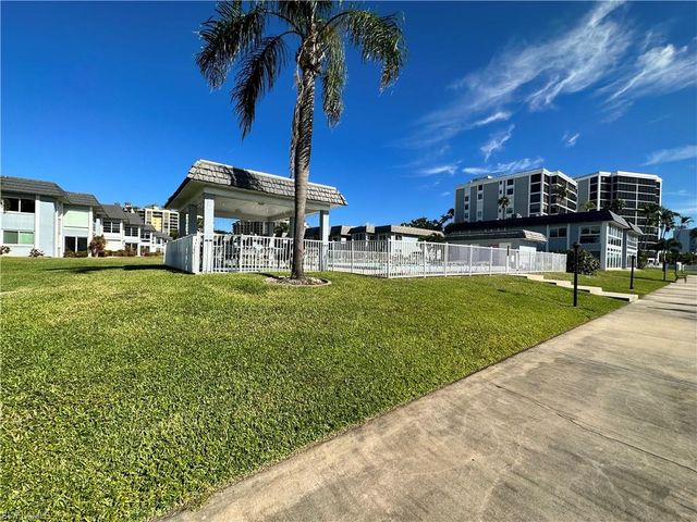 3392 N Key DR # 7, North Fort Myers, FL 33903