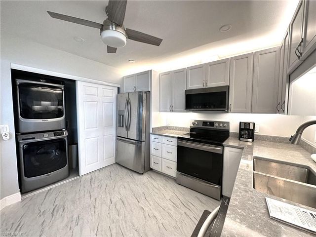 3392 N Key DR # 7, North Fort Myers, FL 33903