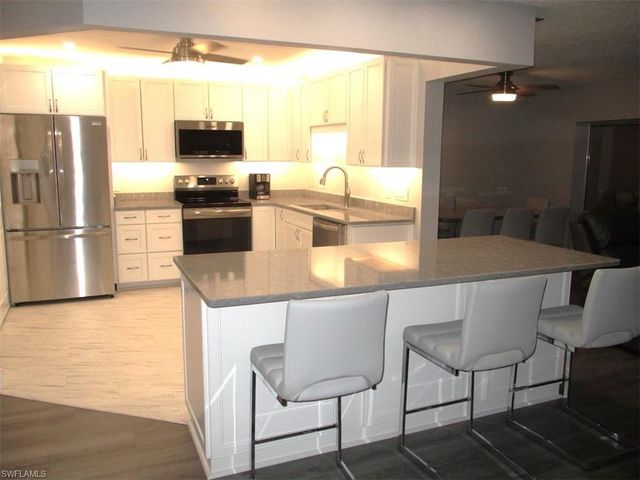 3392 N Key DR # 7, North Fort Myers, FL 33903