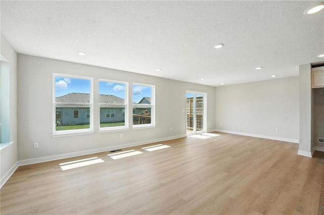 1301 S 4th Street E, Louisburg, KS 66053