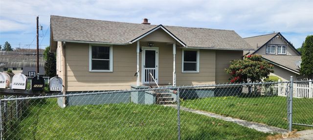 1224 Maple Street, Everett, WA 98201