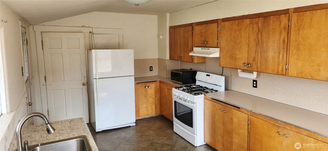 1224 Maple Street, Everett, WA 98201