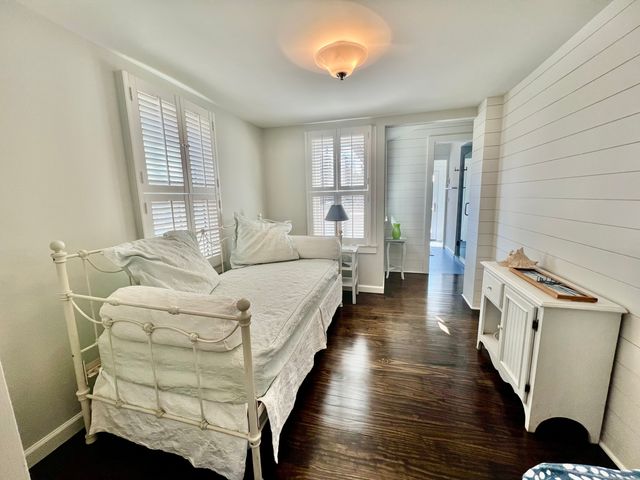 9 Madison Avenue, Madison, CT 06443