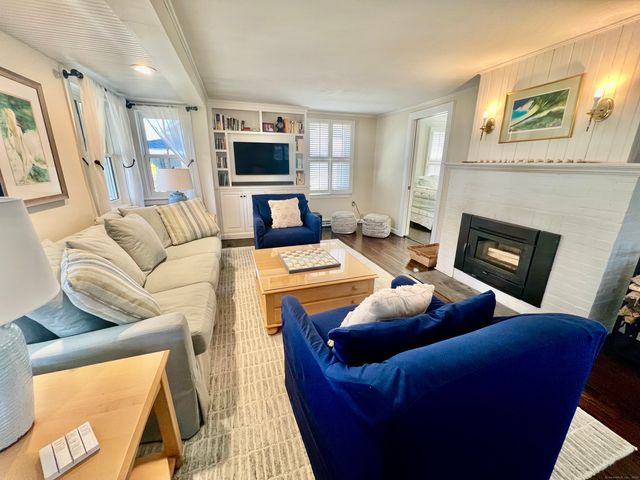 9 Madison Avenue, Madison, CT 06443