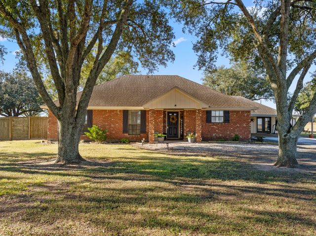15924 Fm 442 Road, Needville, TX 77461