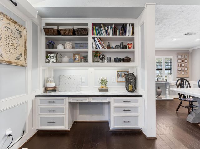 15924 Fm 442 Road, Needville, TX 77461