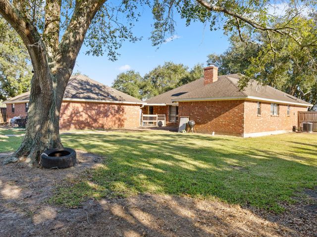 15924 Fm 442 Road, Needville, TX 77461