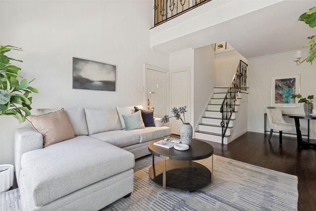 4034 Rawlins Street 208, Dallas, TX 75219