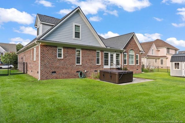 415 W Summerchase Drive, Fayetteville, NC 28311