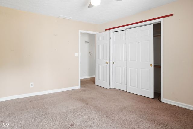 274 Golf Court, Greenwood, IN 46143
