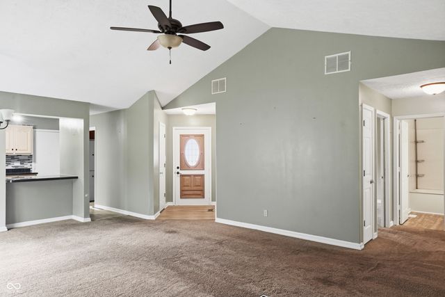 274 Golf Court, Greenwood, IN 46143