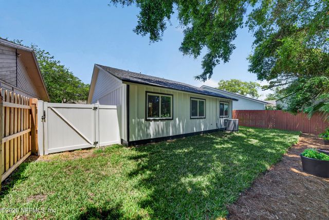 2179 FAIRWAY VILLAS Lane S, Atlantic Beach, FL 32233