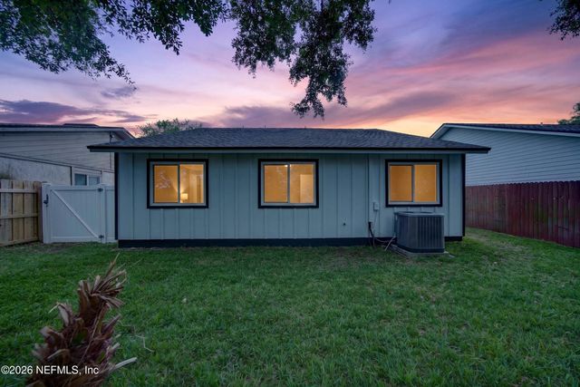 2179 FAIRWAY VILLAS Lane S, Atlantic Beach, FL 32233