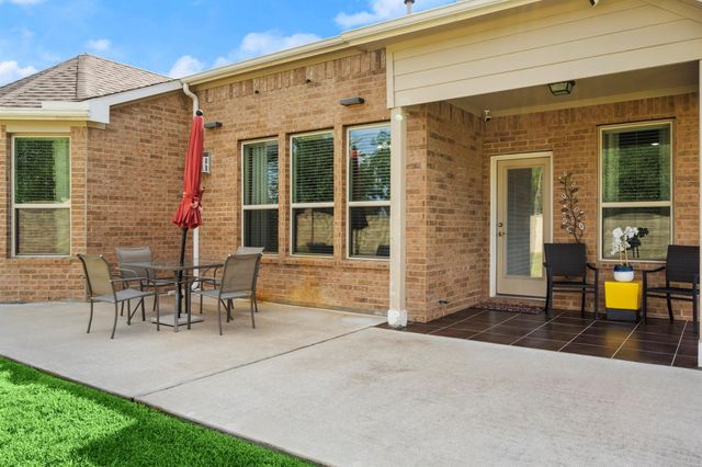 15723 Huddleston Drive, Cypress, TX 77429