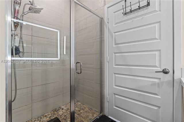 7865 NW 104th Ave 4, Doral, FL 33178