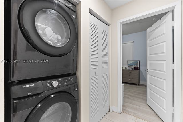 7865 NW 104th Ave 4, Doral, FL 33178
