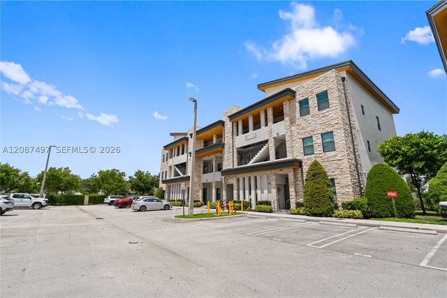 7865 NW 104th Ave 4, Doral, FL 33178