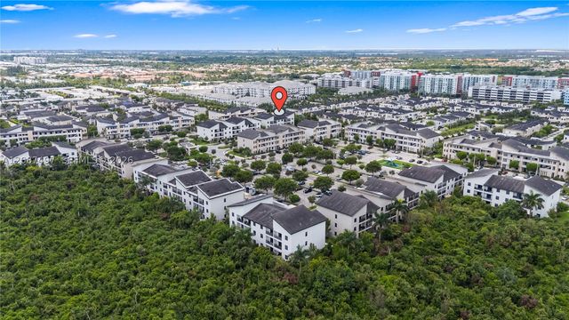 7865 NW 104th Ave 4, Doral, FL 33178