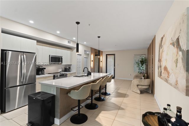 7865 NW 104th Ave 4, Doral, FL 33178